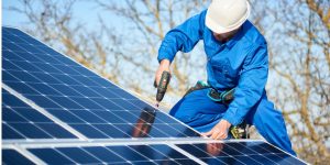 Installation Maintenance Panneaux Solaires Photovoltaïques à Saint-Martin-de-Fugeres
